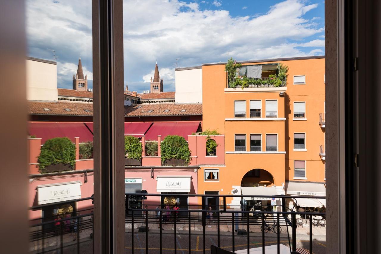Flats4Rent Carla'S Apartments Verona Esterno foto