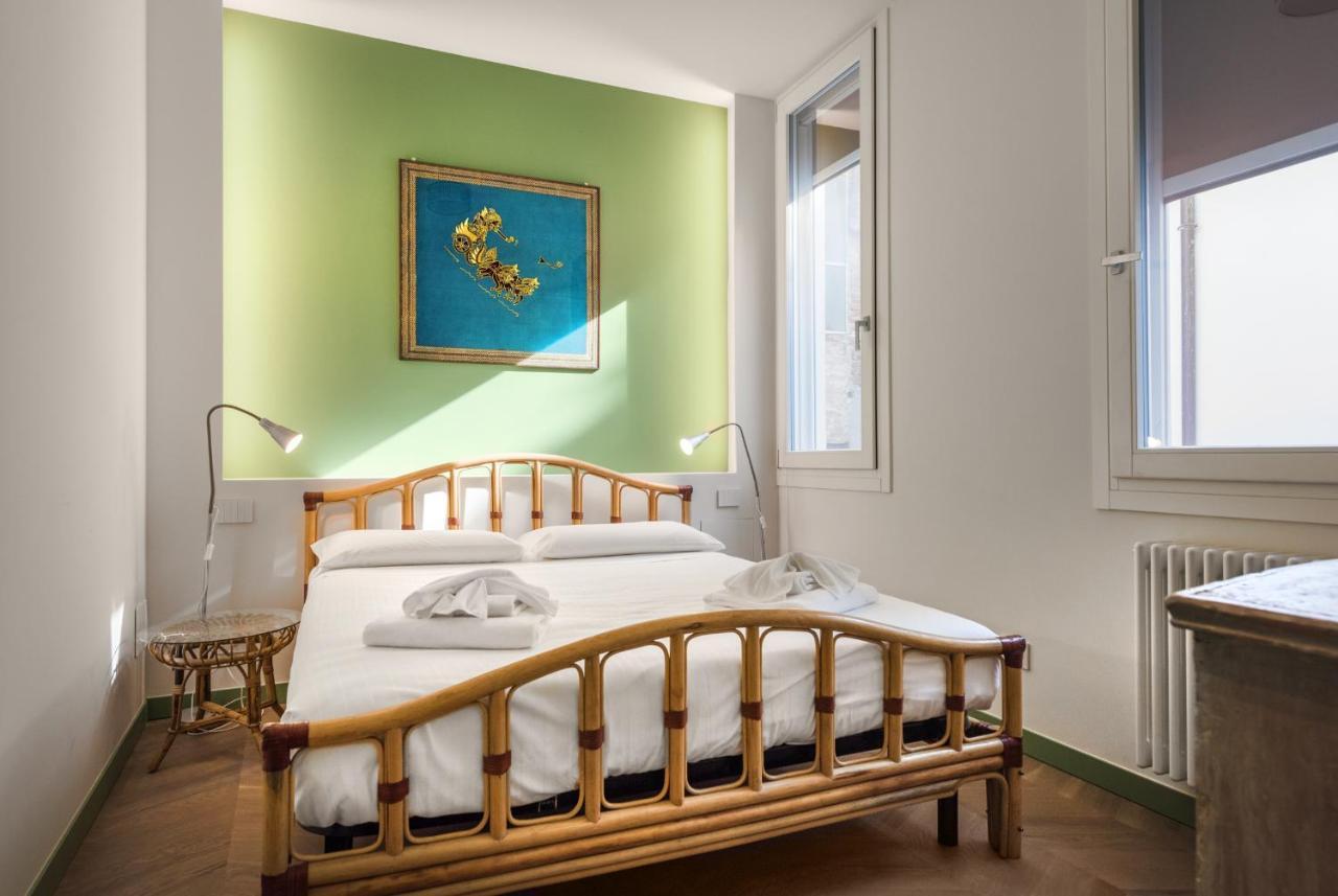 Flats4Rent Carla'S Apartments Verona Esterno foto