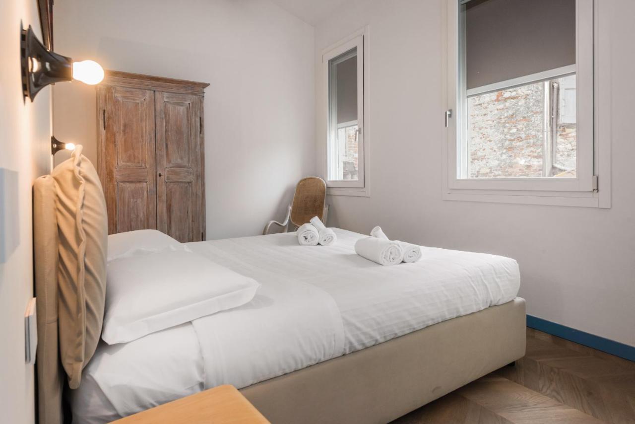 Flats4Rent Carla'S Apartments Verona Esterno foto